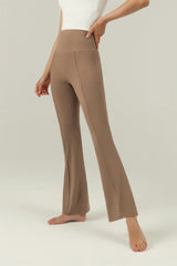 Hoog getailleerde uitlopende sportbroek