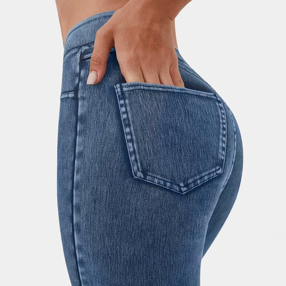 Hoog getailleerde elastische denimlegging