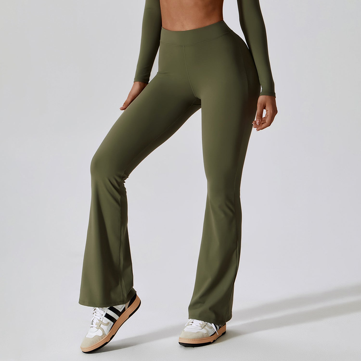 Hoog getailleerde lichte flare legging