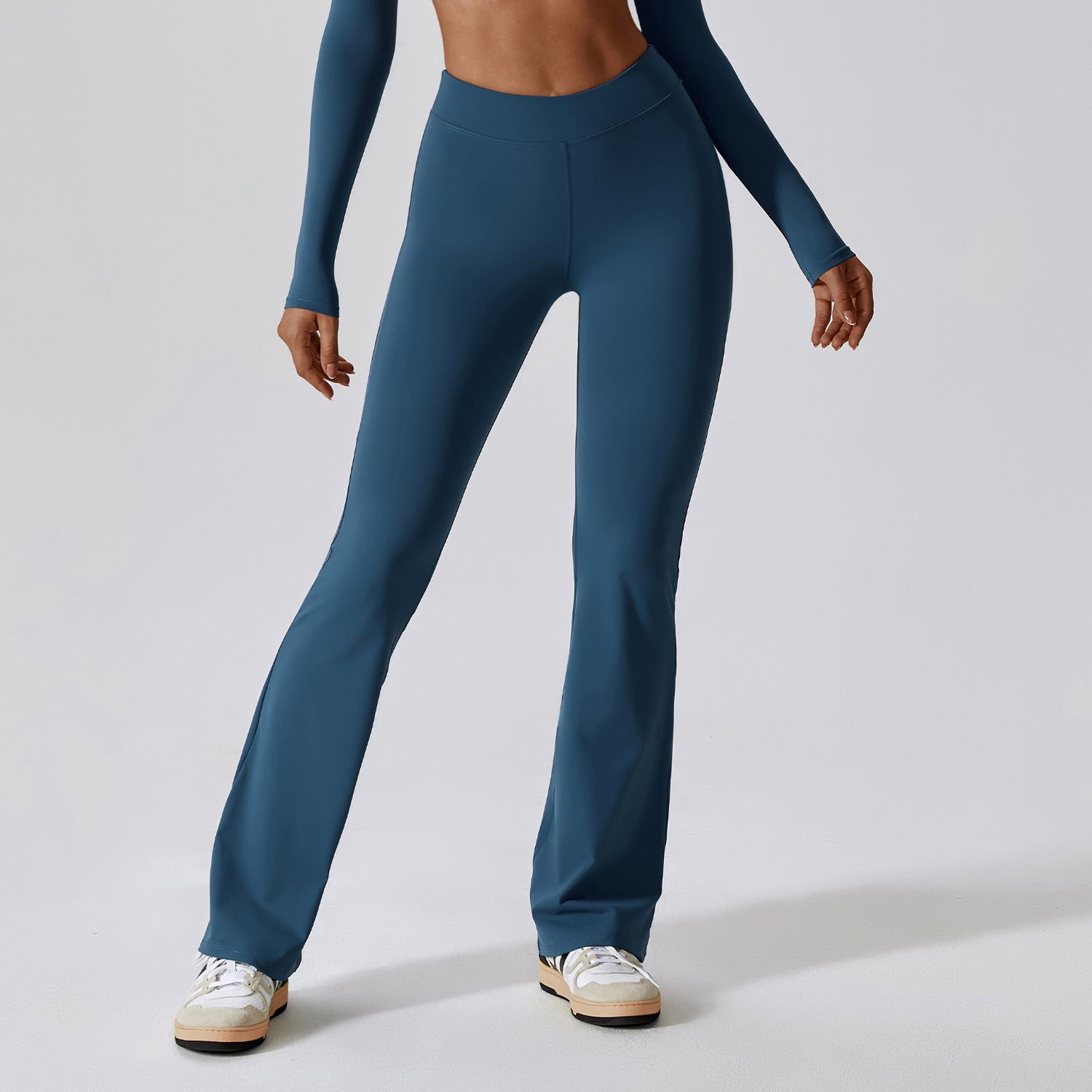 Hoog getailleerde lichte flare legging