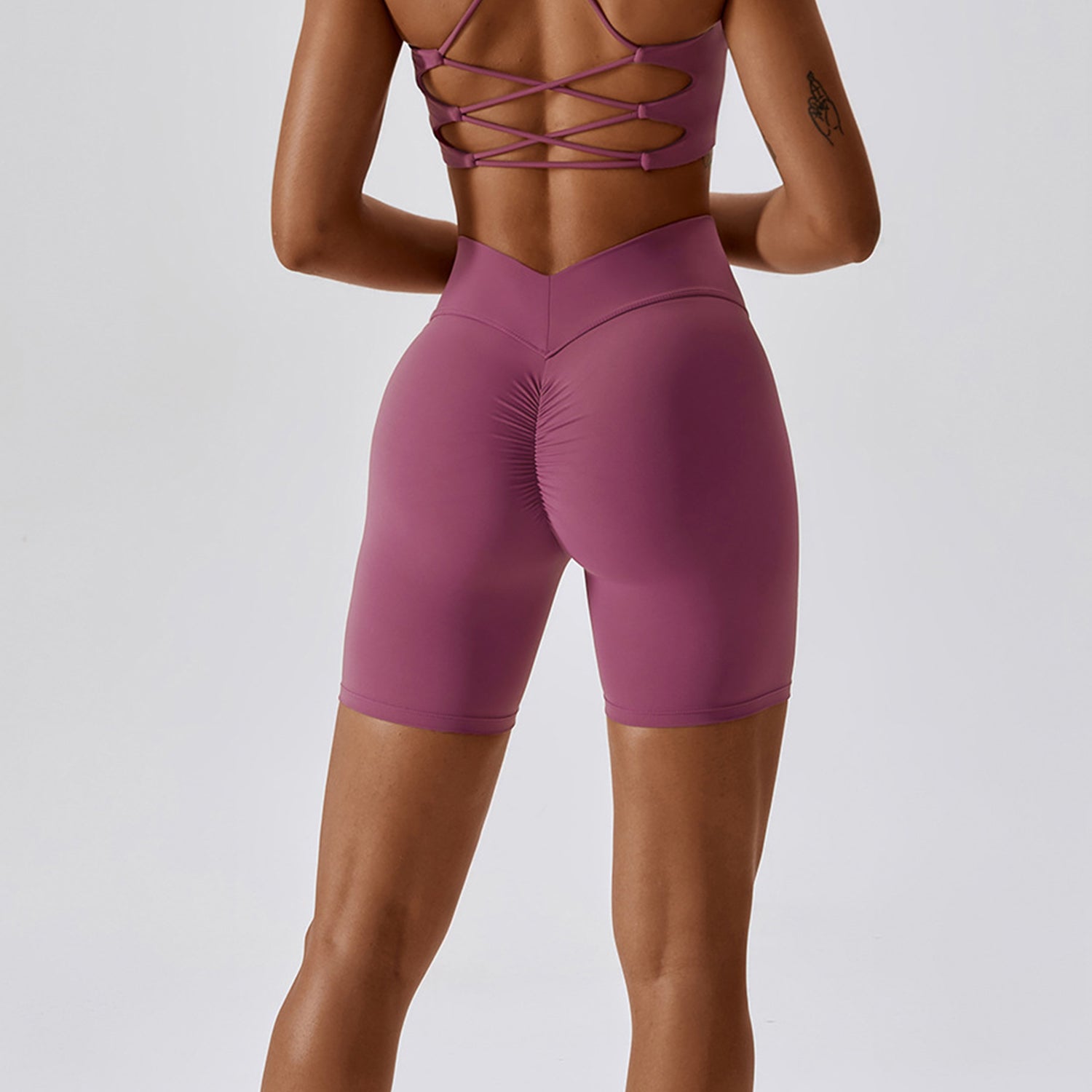 V-crossshort - Nealie