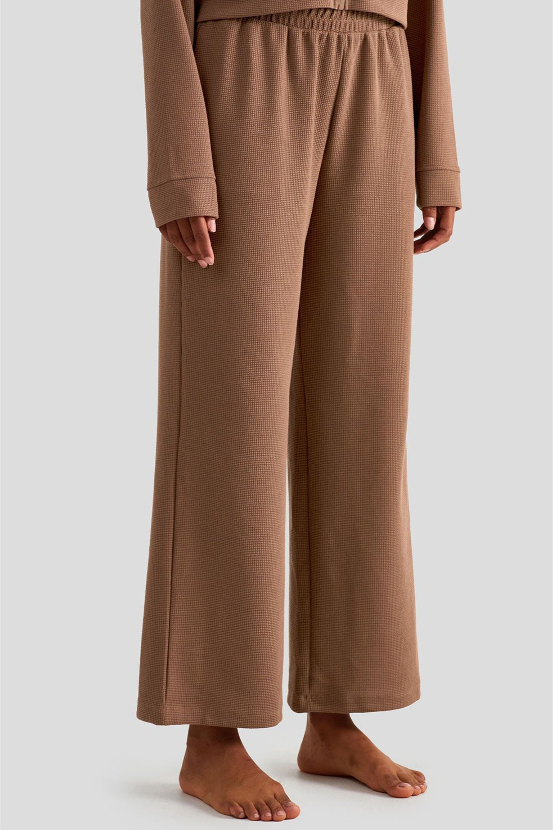 Broek met wijde pijpen en trekkoord