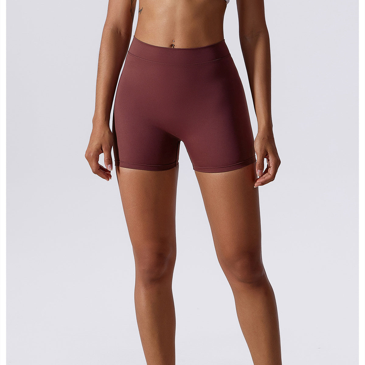 Hoog getailleerde V-vormige yogashort met ruches