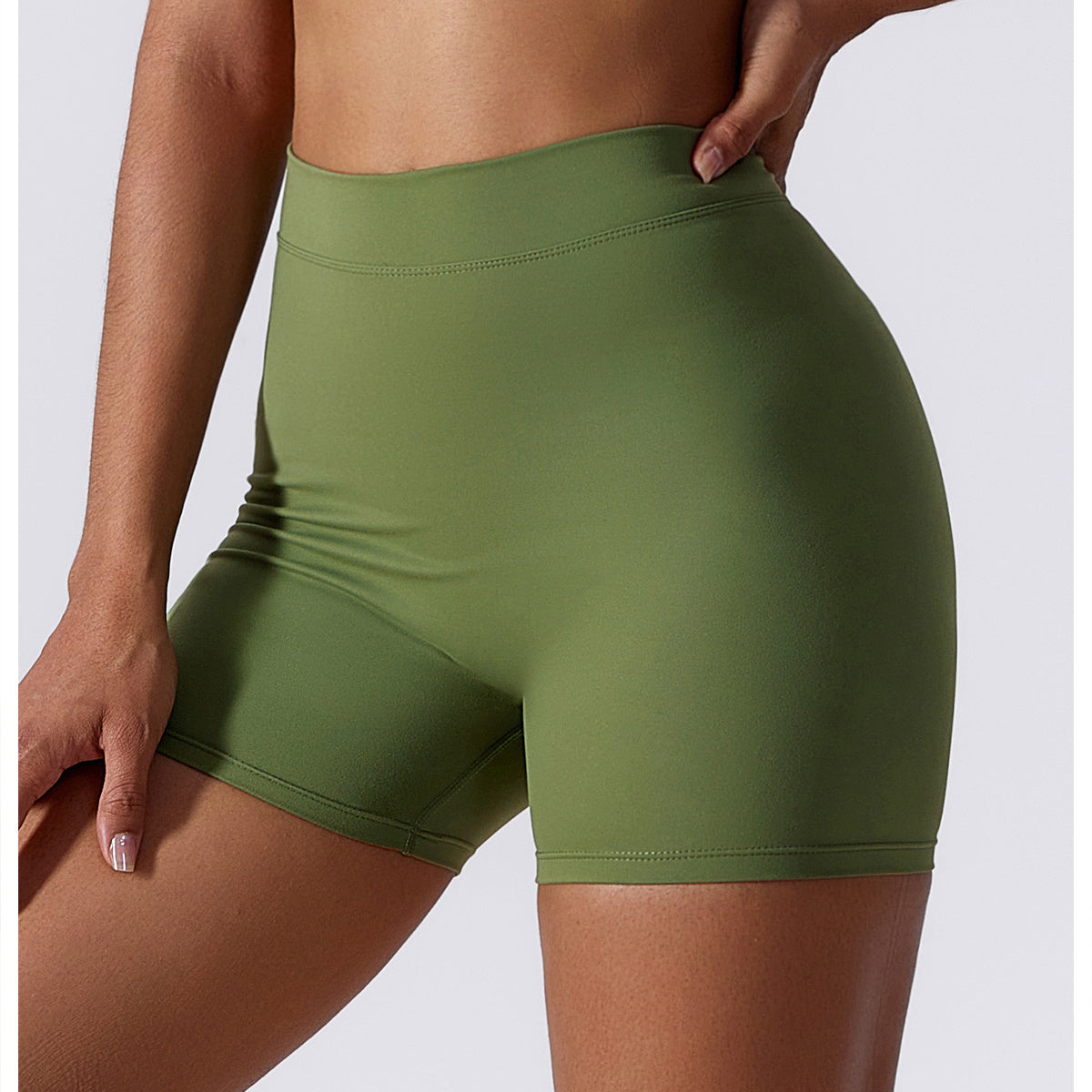 Hoog getailleerde V-vormige yogashort met ruches