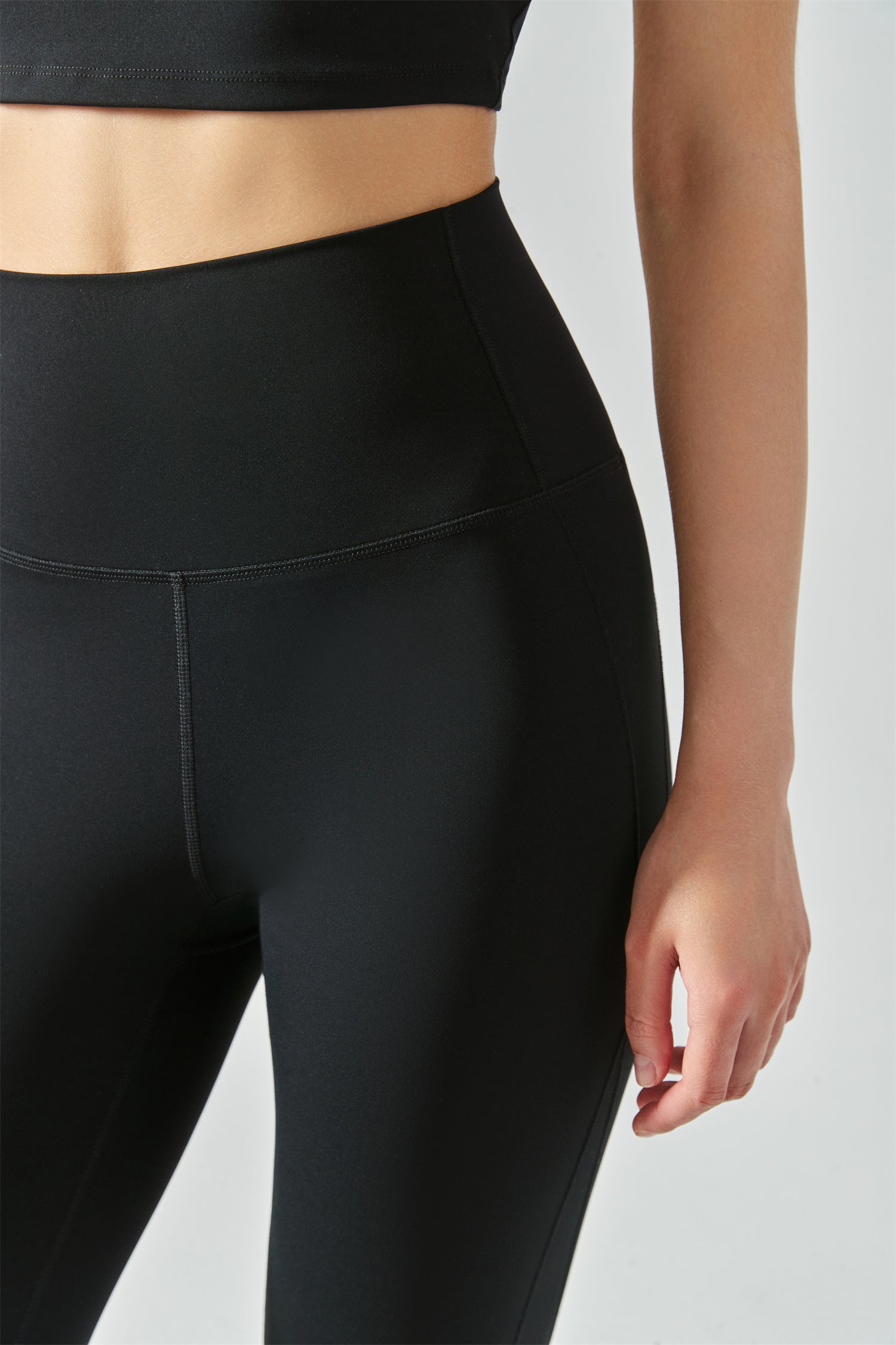Hoog getailleerde buttlift-legging