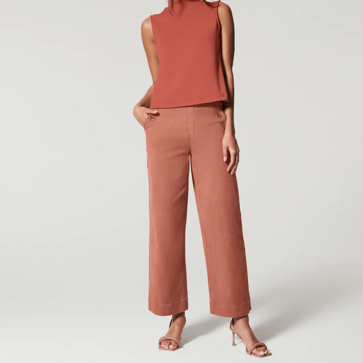 Stretch twill cropped broek met wijde pijpen