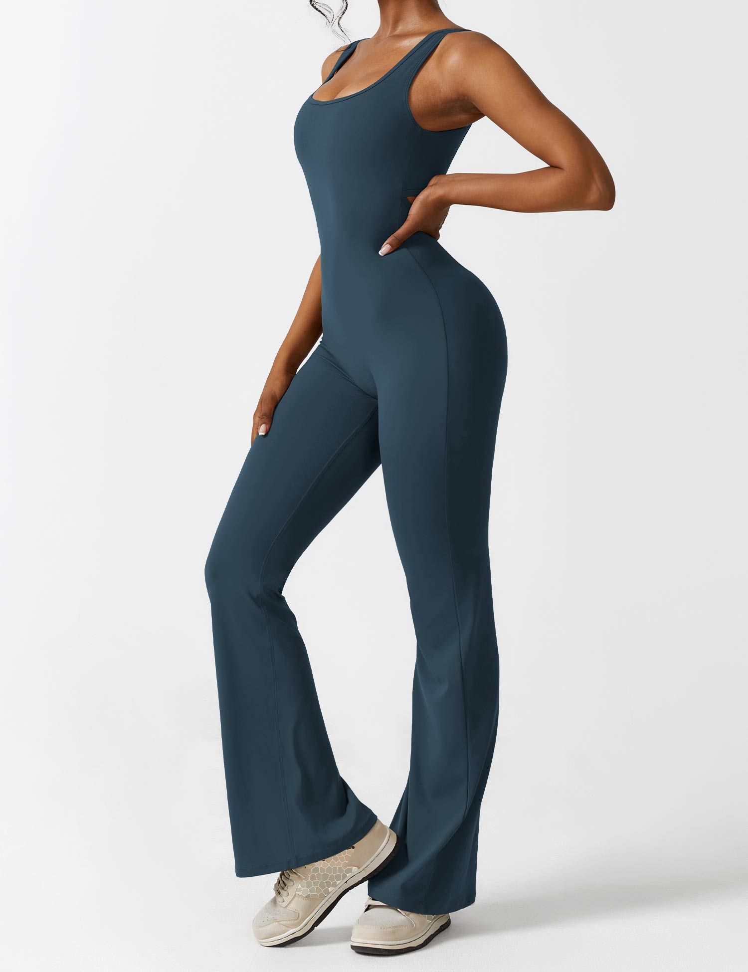 Jacobeli Milano - Yeoreo V-rug Flare Overall Jumpsuit