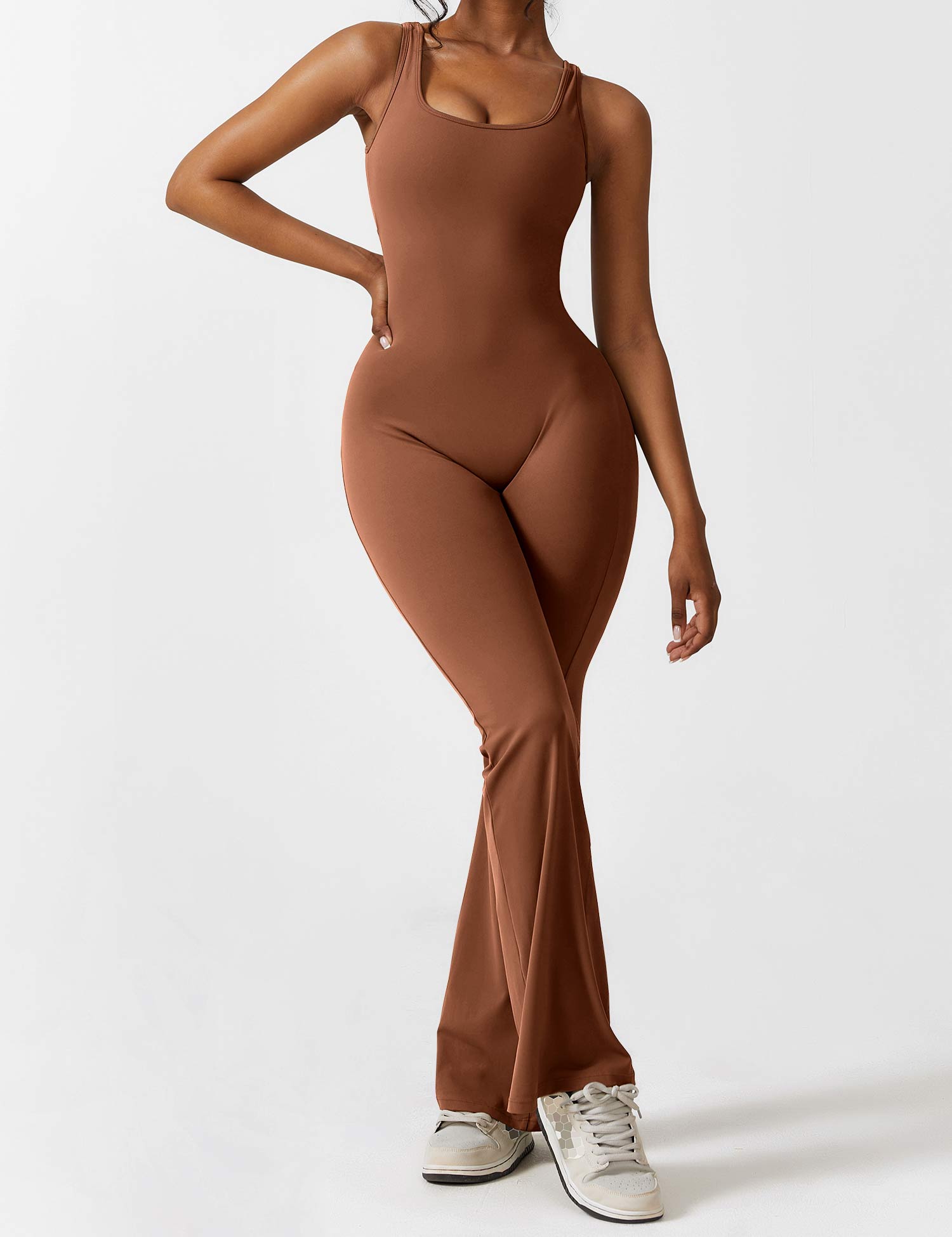 Jacobeli Milano - Yeoreo V-rug Flare Overall Jumpsuit