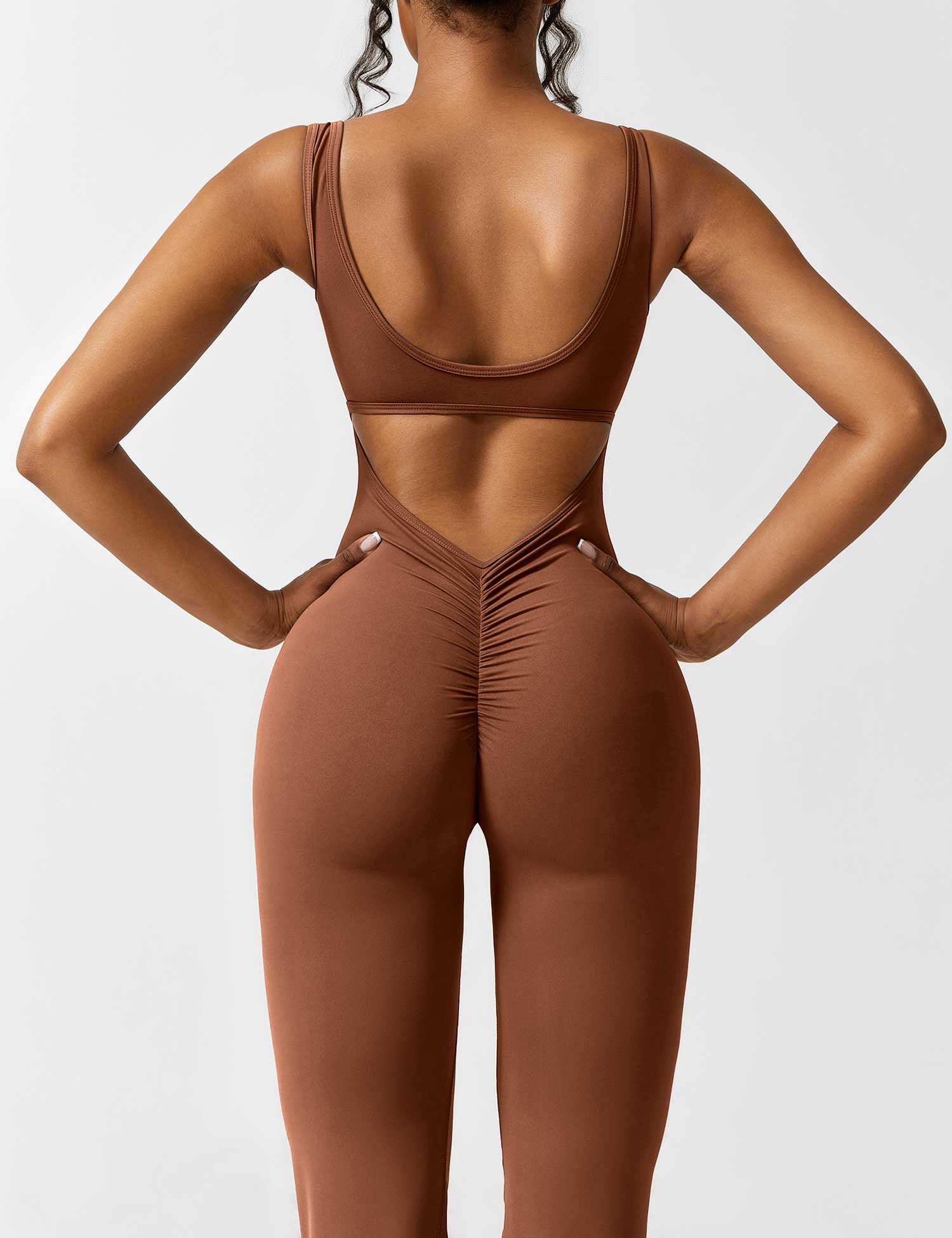 Jacobeli Milano - Yeoreo V-rug Flare Overall Jumpsuit