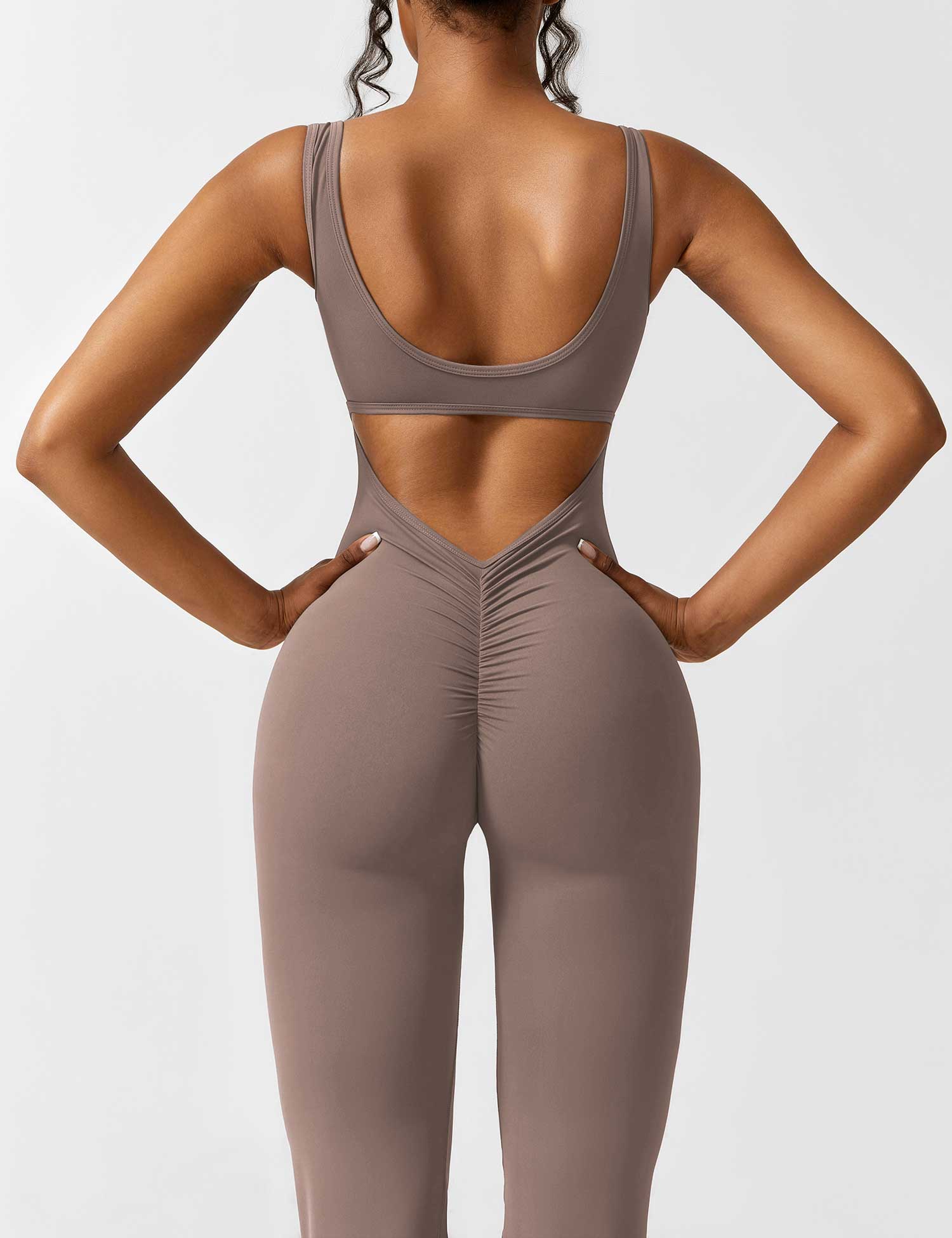 Jacobeli Milano - Yeoreo V-rug Flare Overall Jumpsuit
