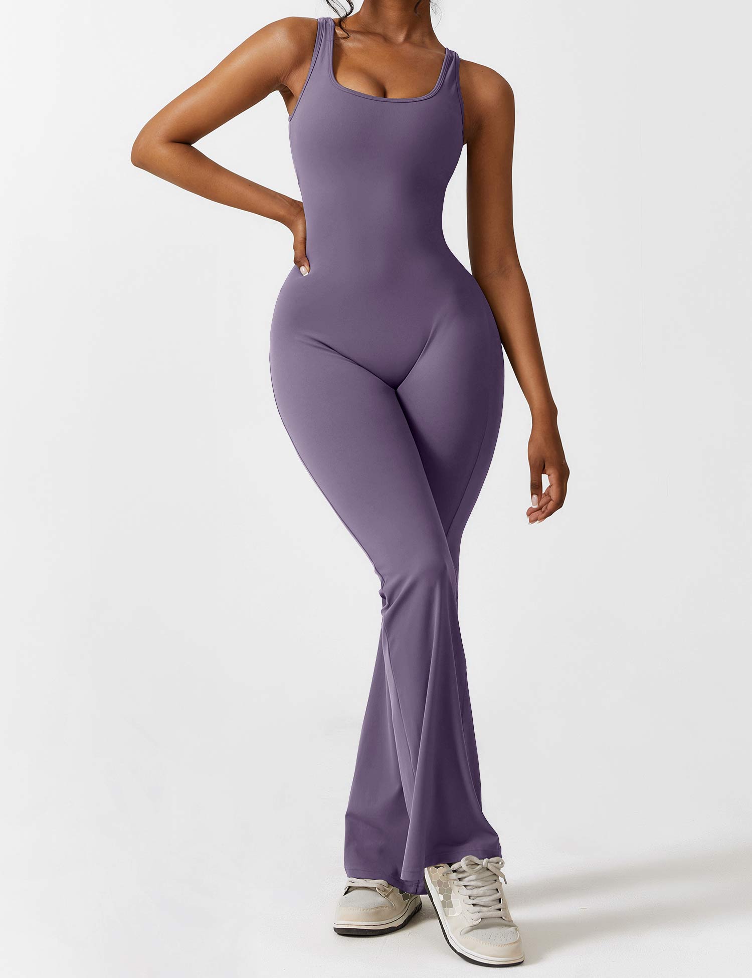 Jacobeli Milano - Yeoreo V-rug Flare Overall Jumpsuit
