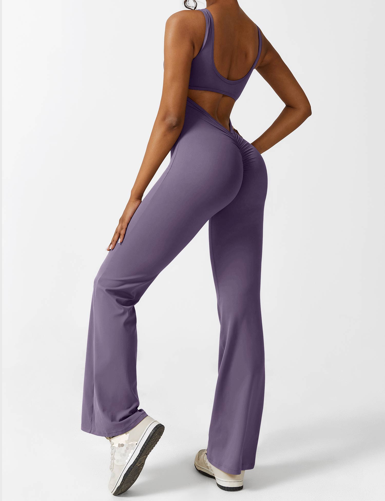 Jacobeli Milano - Yeoreo V-rug Flare Overall Jumpsuit