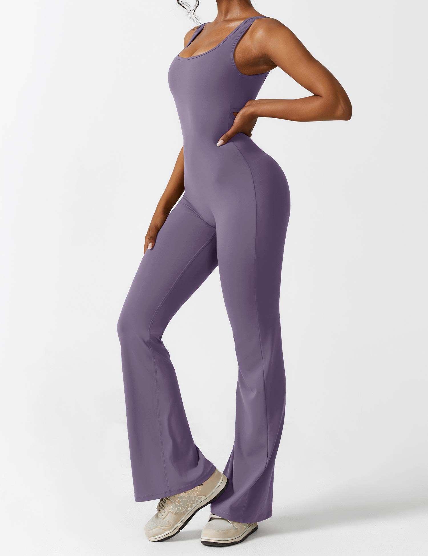 Jacobeli Milano - Yeoreo V-rug Flare Overall Jumpsuit