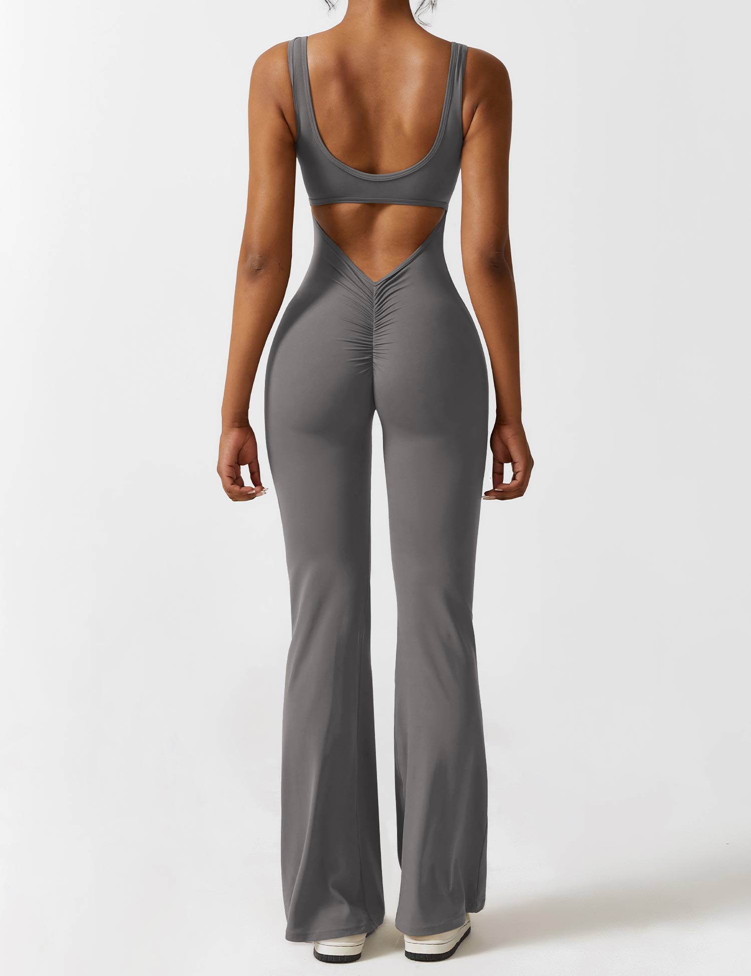 Jacobeli Milano - Yeoreo V-rug Flare Overall Jumpsuit